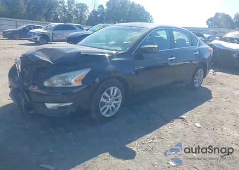 2013 Nissan Altima 2.5 S z USA, uszkodzony, nr VIN 1N4AL3AP0DC218300